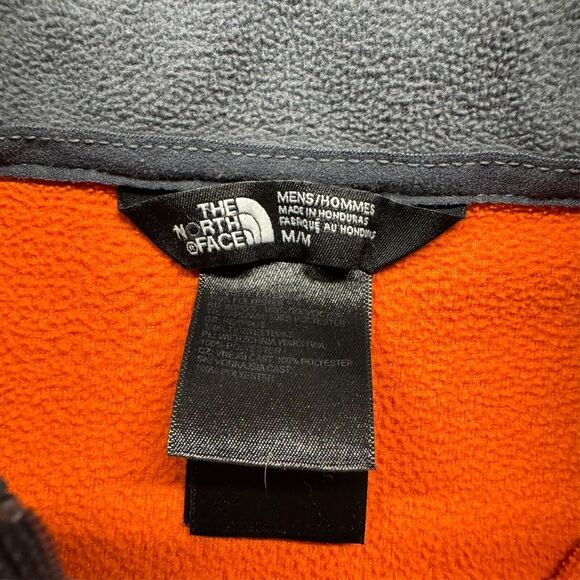 The North Face Quarter 1/4 Zip Pullover Sweater Mens Medium Purple Outdoor Sweat - Picture 3 of 6